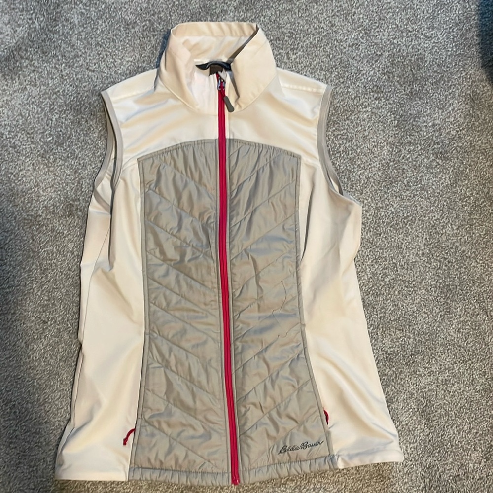 Size small Eddie Bauer zip up vest